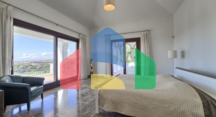 Вилла в Benahavis ID BH9013