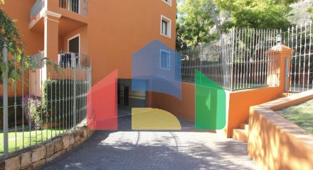 Просторный пентхаус с панорамным видом на море в Бенаависе