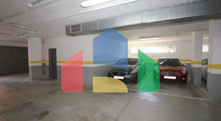 Просторный пентхаус с панорамным видом на море в Бенаависе