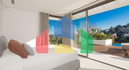 Новая впечатляющая 5-спальная современная вилла на продажу в районе Ла Кинта, Бенахавис, Марбелья