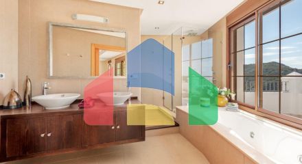 Роскошная вилла с панорамным видом в Бенахависе