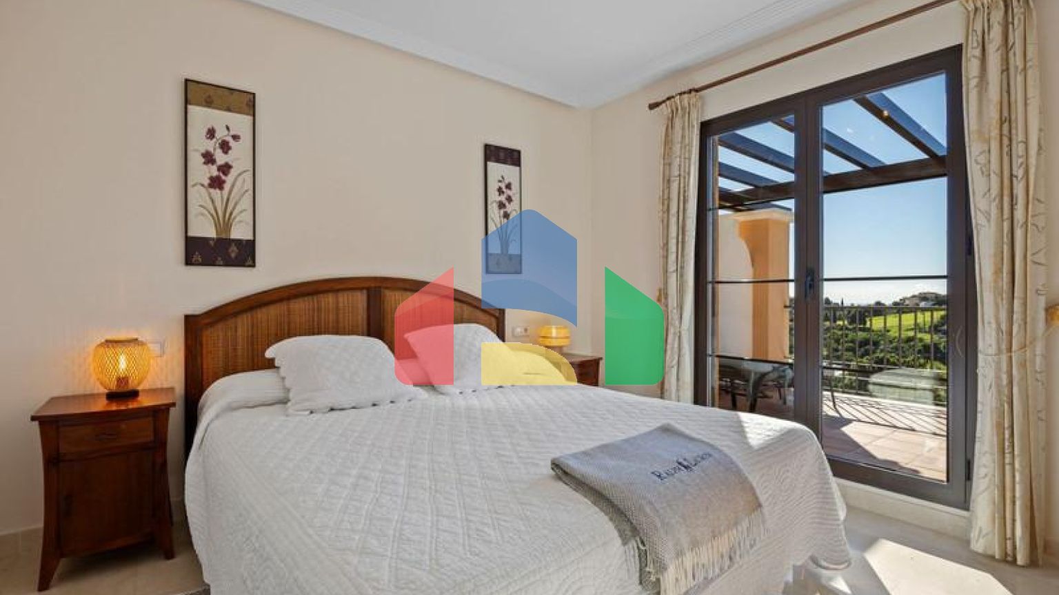 Таунхаус на продажу в Los Arqueros