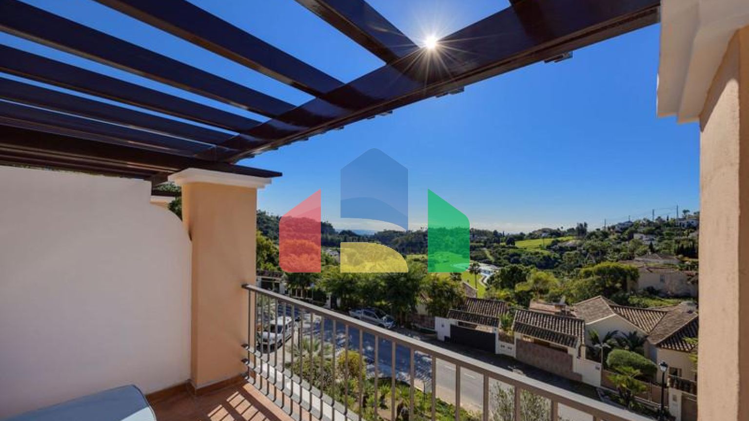 Таунхаус на продажу в Los Arqueros