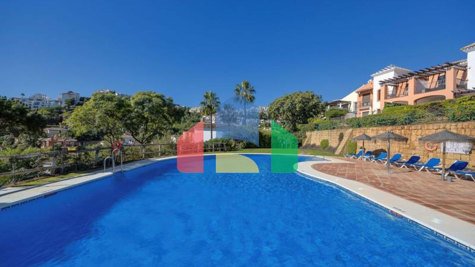 Таунхаус на продажу в Los Arqueros