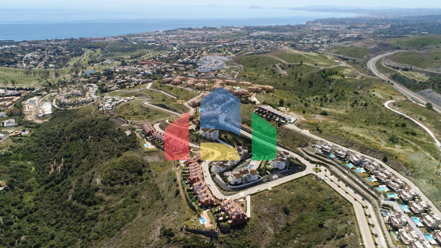 НОВЫЙ ЖИЛОЙ КОМПЛЕКС В LOS JARALILLOS, BENAHAVIS