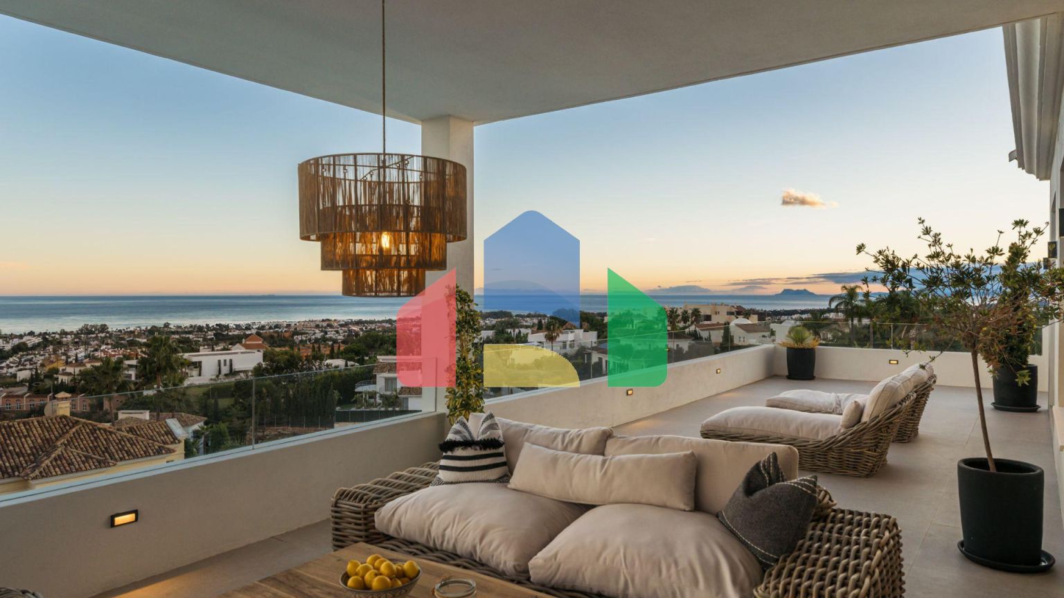 Эксклюзивная роскошная резиденция с панорамным видом в Benahavis