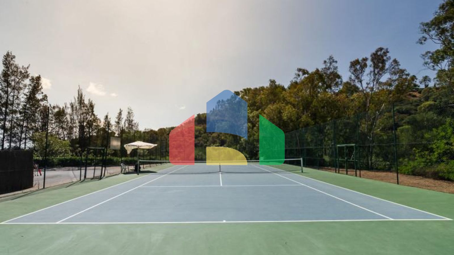 Роскошные апартаменты в Бенахависе