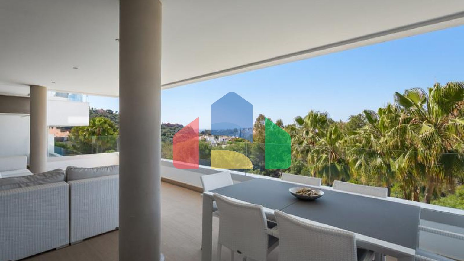 Пентхаус на продажу в Бенахависе