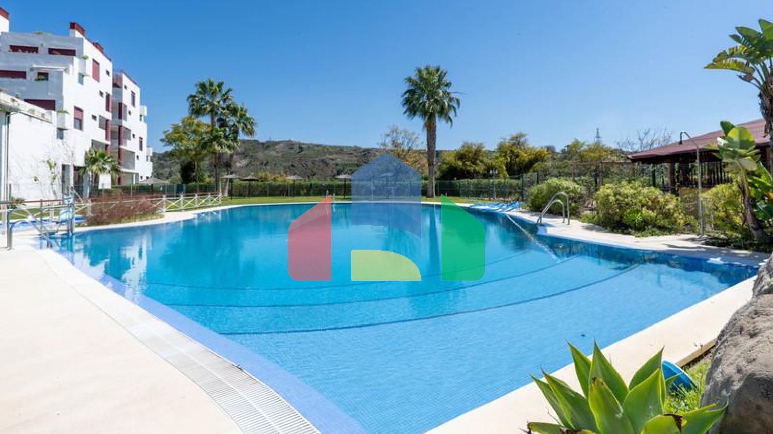 Дуплекс в Бенахависе