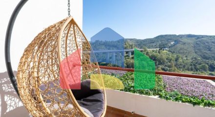 Дуплекс в Бенахависе