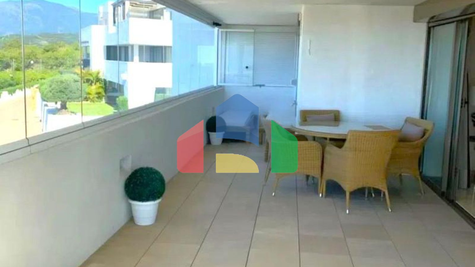 Апартаменты в Benahavis ID LF0857