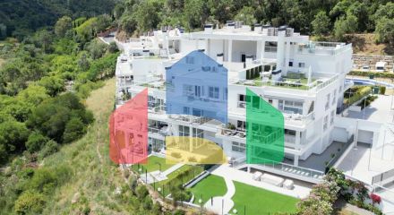 Penthouse Duplex for sale in Benahavís