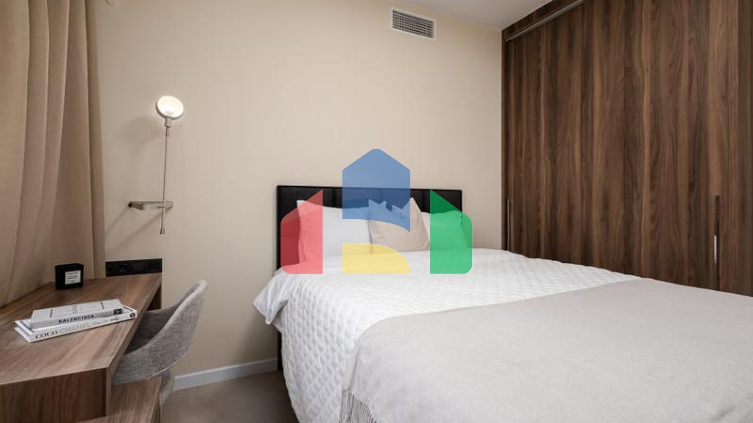 Апартаменты на среднем этаже в La Quinta