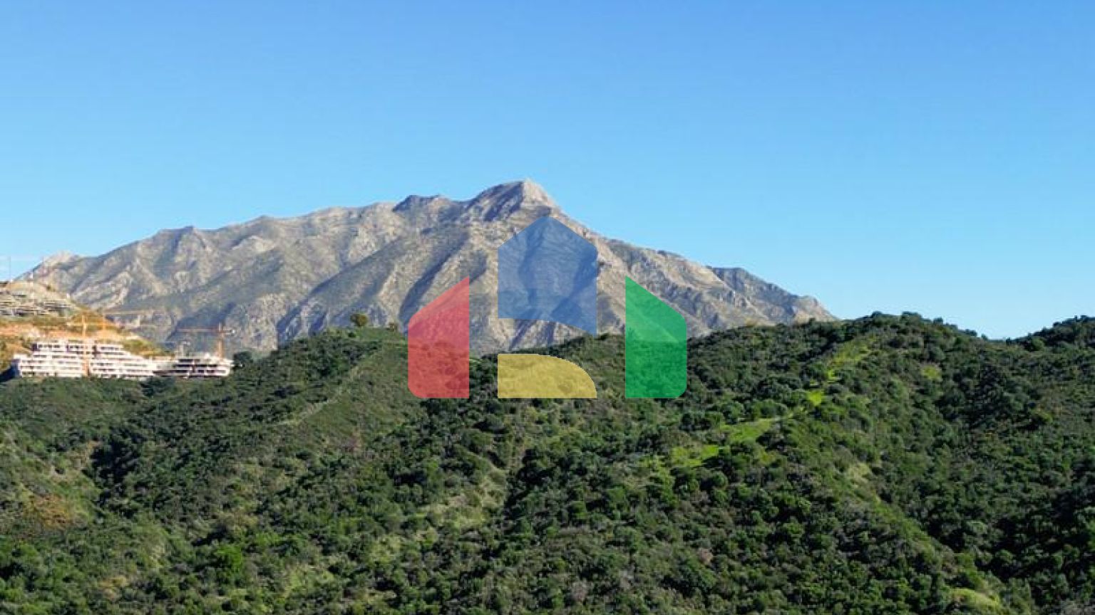 Апартаменты на среднем этаже в La Quinta