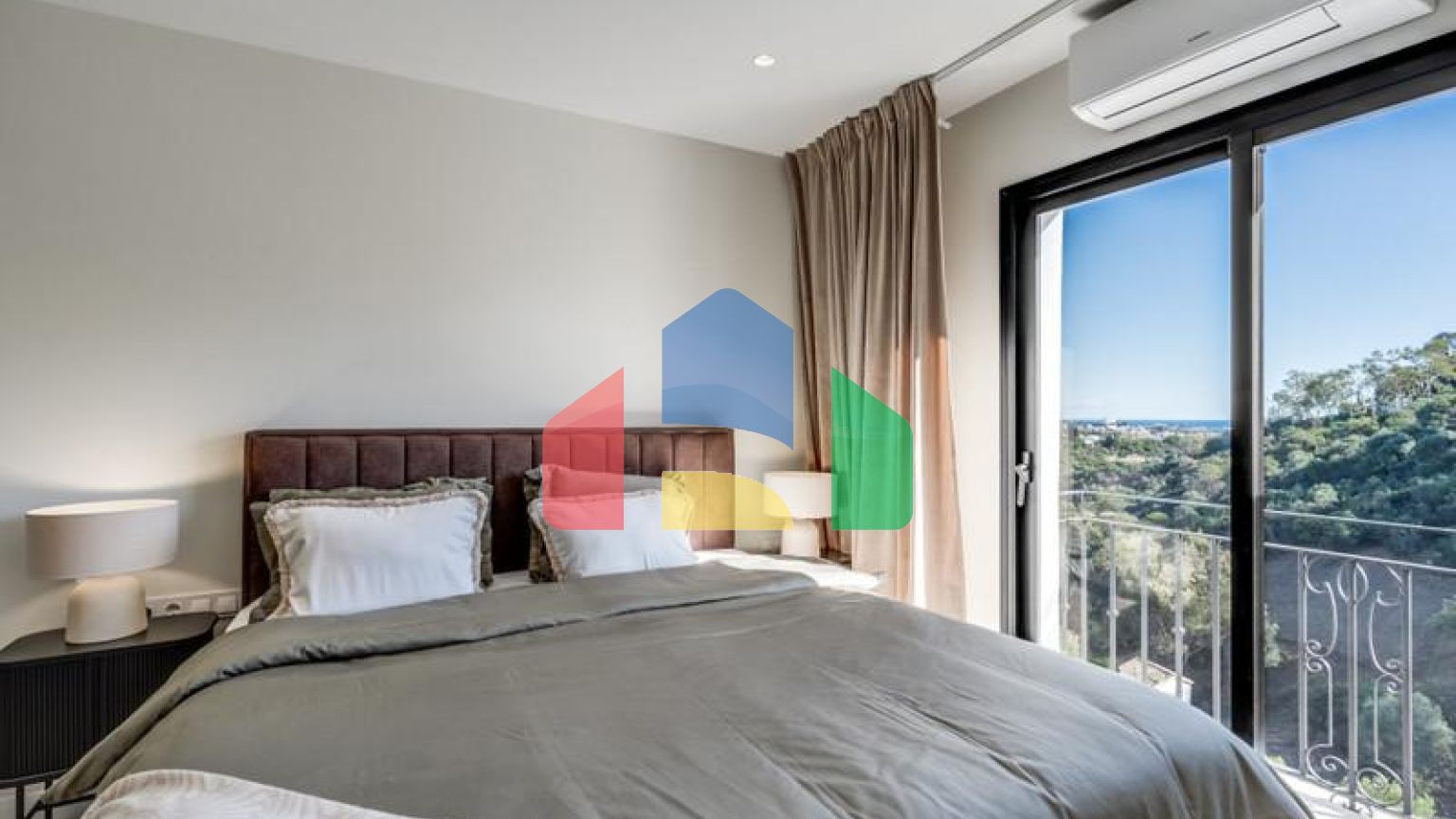 Апартаменты на среднем этаже в La Quinta