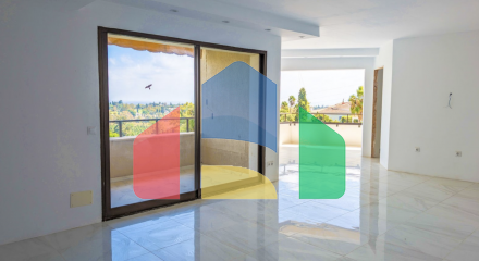 Эксклюзивная квартира с 2мя спальнями и панорамными видами на гольф и на море