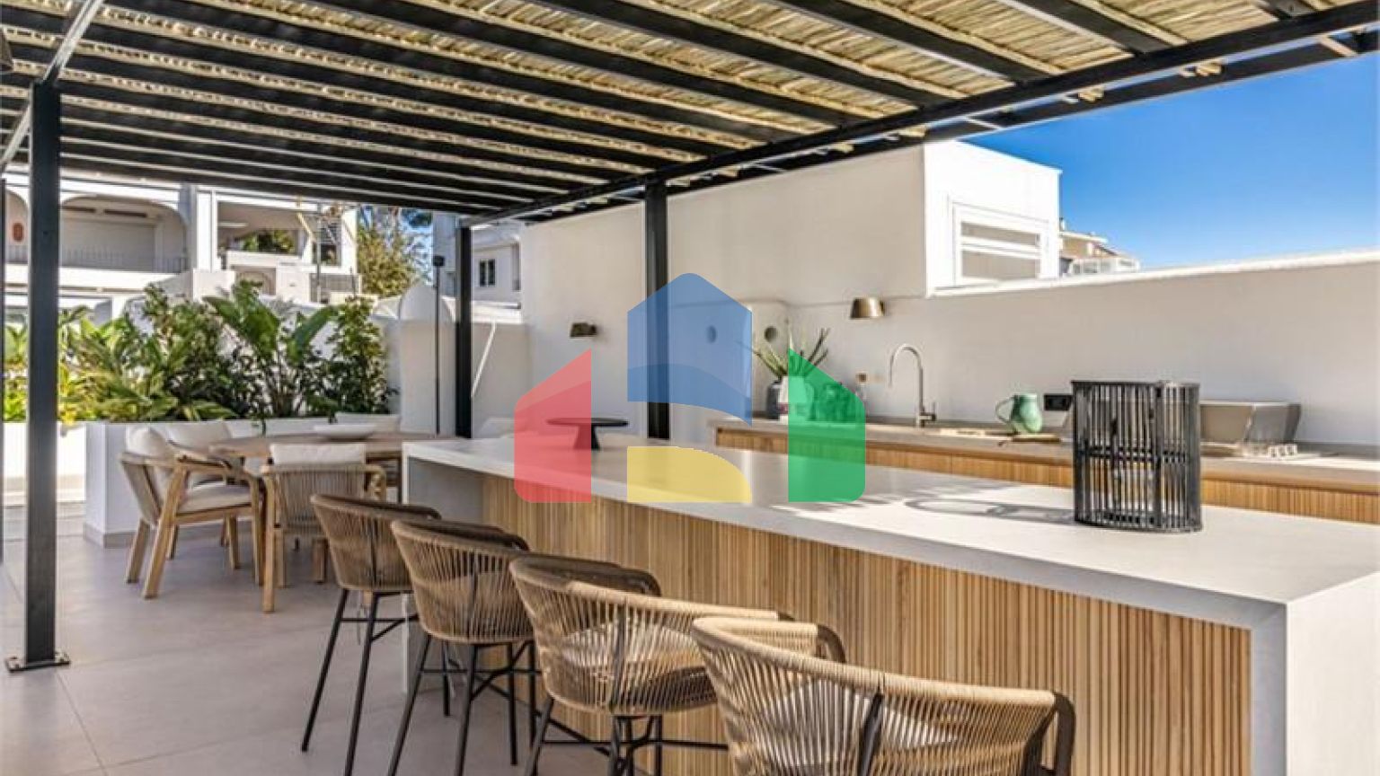 Роскошный Дуплекс Пентхаус с Видами на Гольф и Море в Ла-Кинта