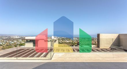 Роскошная 4-комнатная вилла в Бенахависе