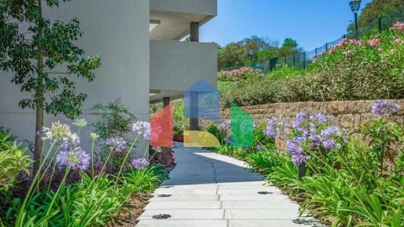 Квартира на среднем этаже на продажу в La Quinta