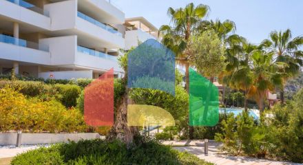 Middle Floor Apartment for sale in Benahavís