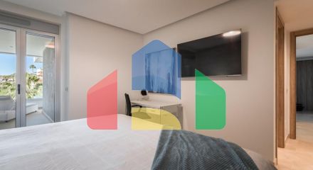 Апартаменты на среднем этаже на продажу в Бенахависе