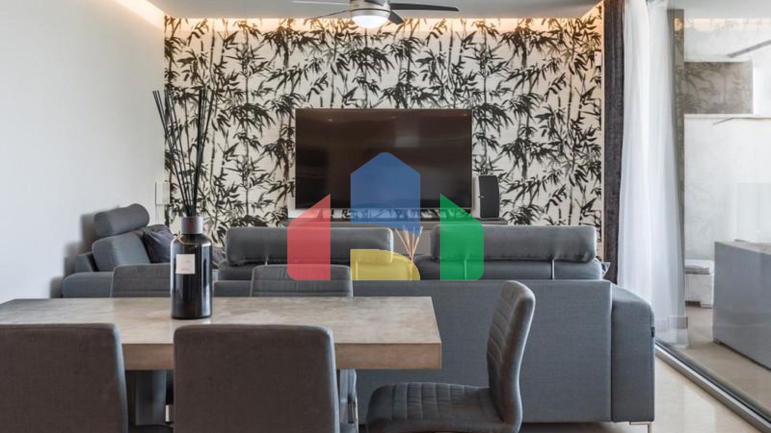 Апартаменты на среднем этаже на продажу в Бенахависе