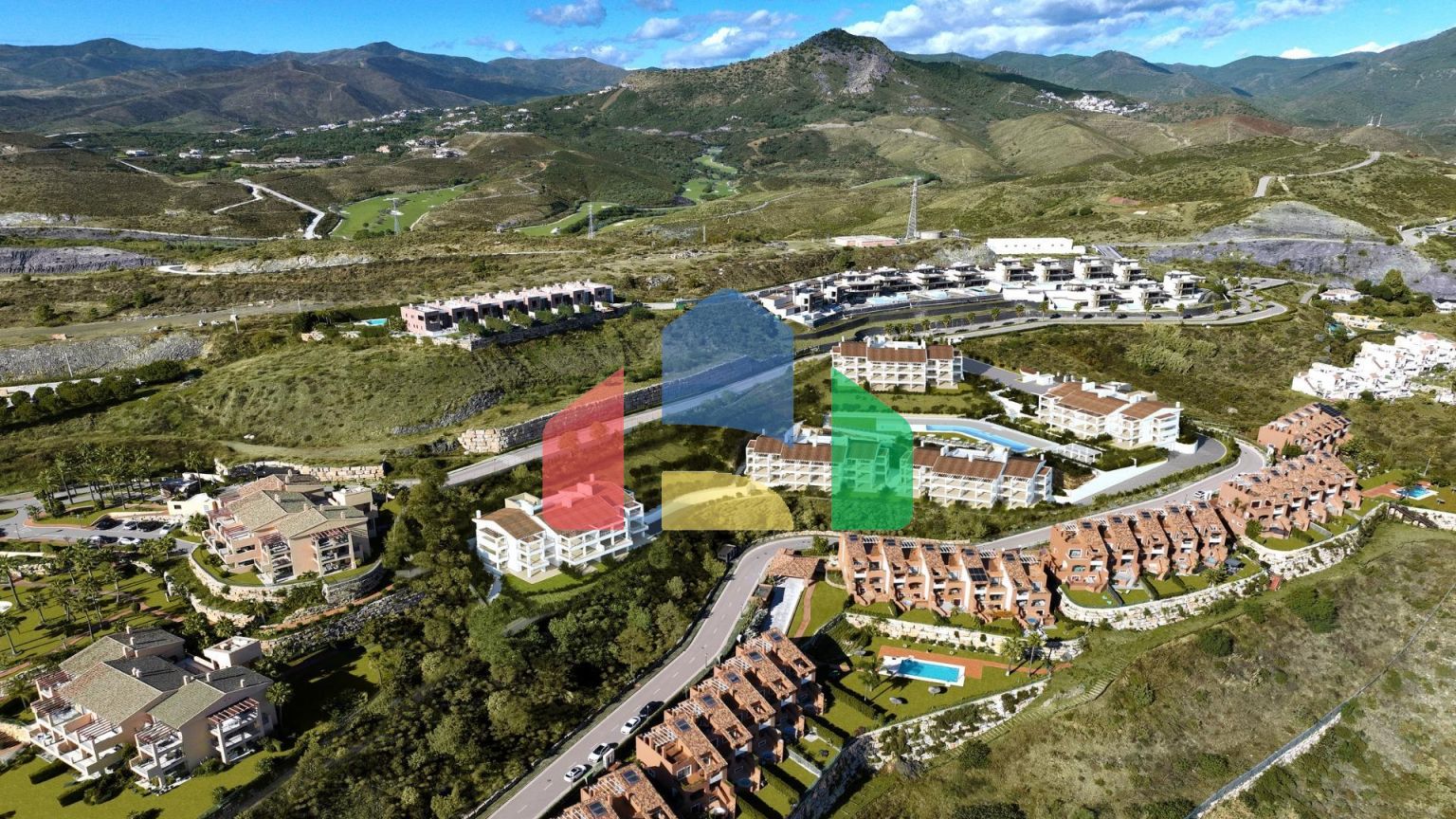 НОВЫЙ ЖИЛОЙ КОМПЛЕКС В LOS JARALILLOS, BENAHAVIS