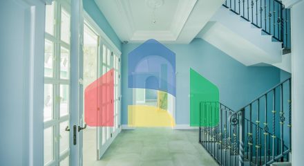 Элегантная вилла в классическом стиле в Бенаависе