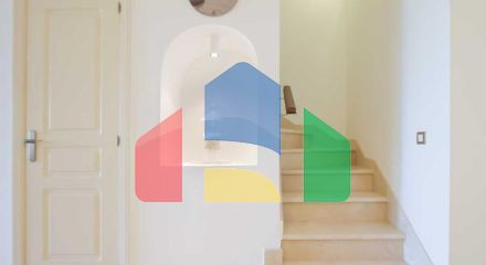 Таунхаус на продажу в Бенахависе