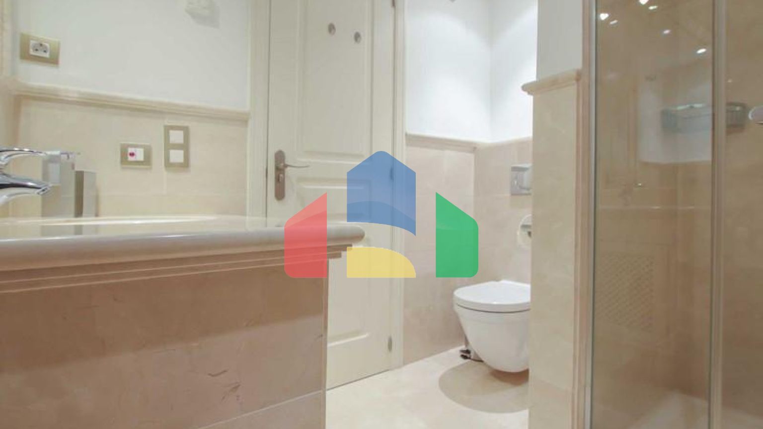 Таунхаус на продажу в Бенахависе