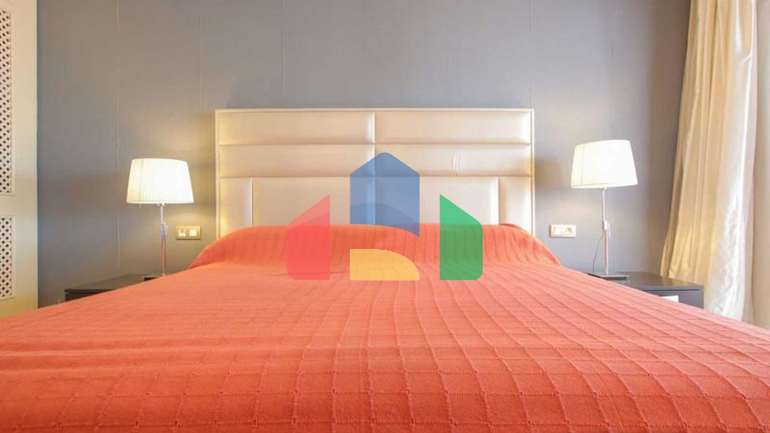 Таунхаус на продажу в Бенахависе