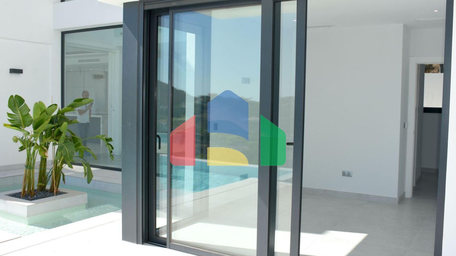 Роскошная новая модерн вилла в Марбелье