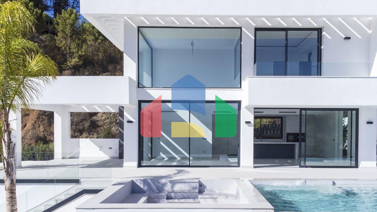 Роскошная новая модерн вилла в Марбелье