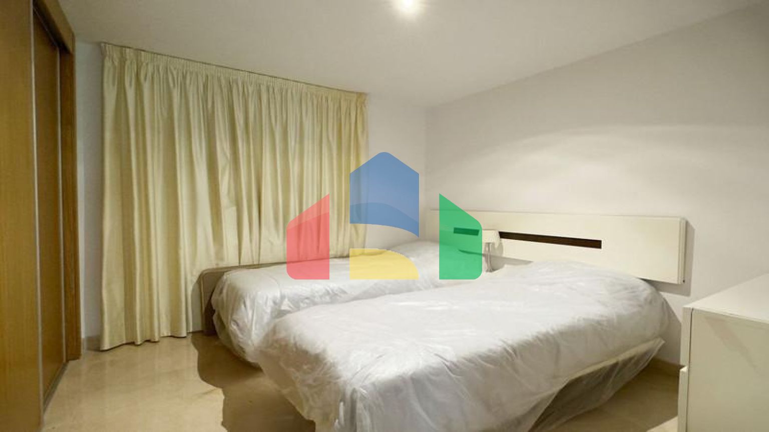 Квартира с 3 спальнями в Сан Педро де Алькантара