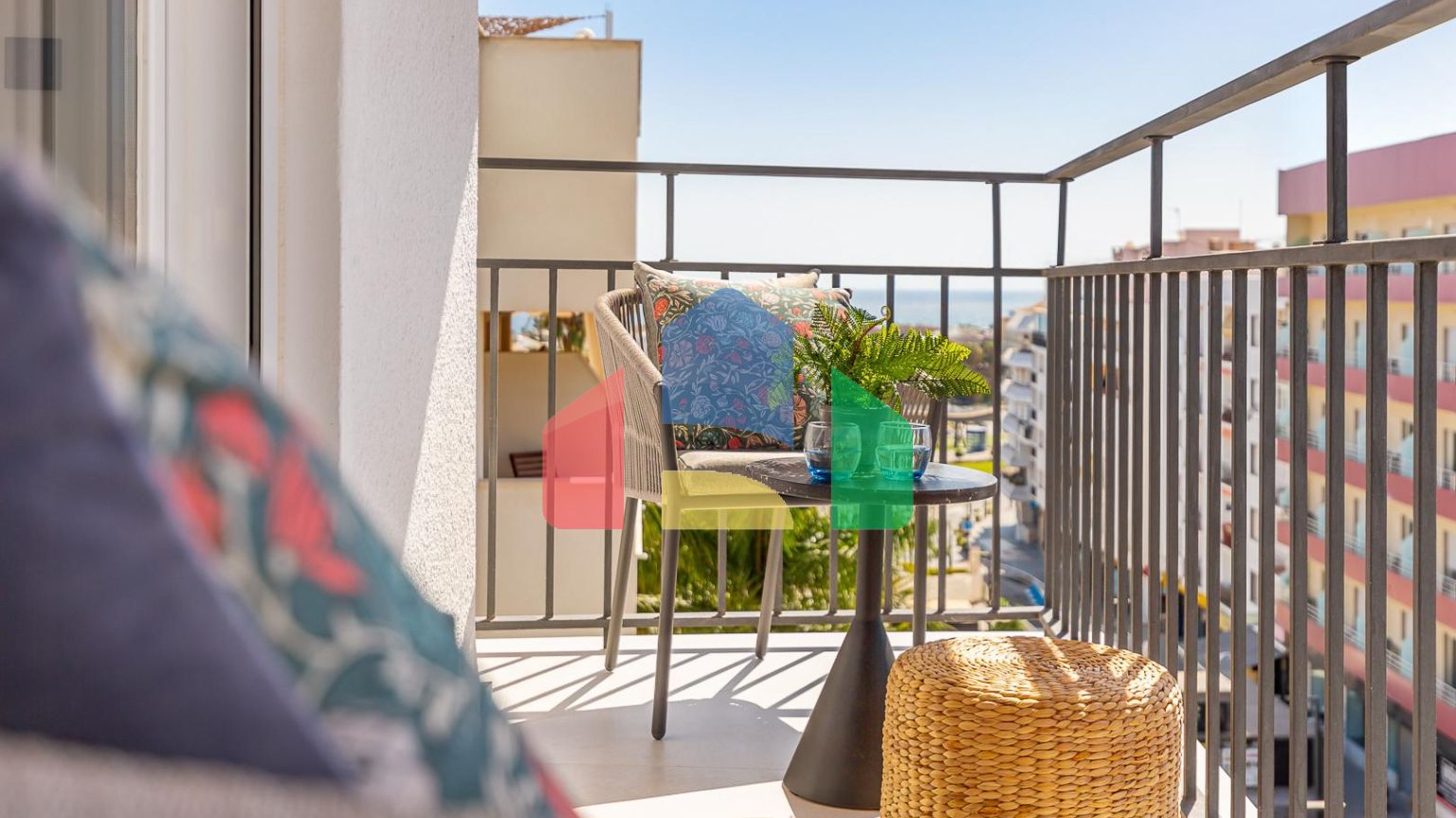 Полностью Отремонтированный Пентхаус с Фантастическим Видом на Море в Сан-Педро-де-Алькантара