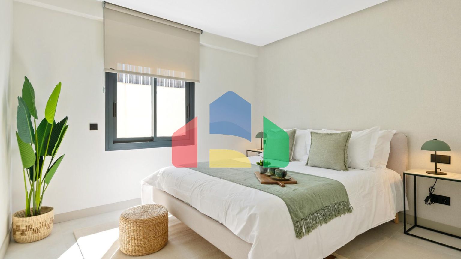 Полностью Отремонтированный Пентхаус с Фантастическим Видом на Море в Сан-Педро-де-Алькантара