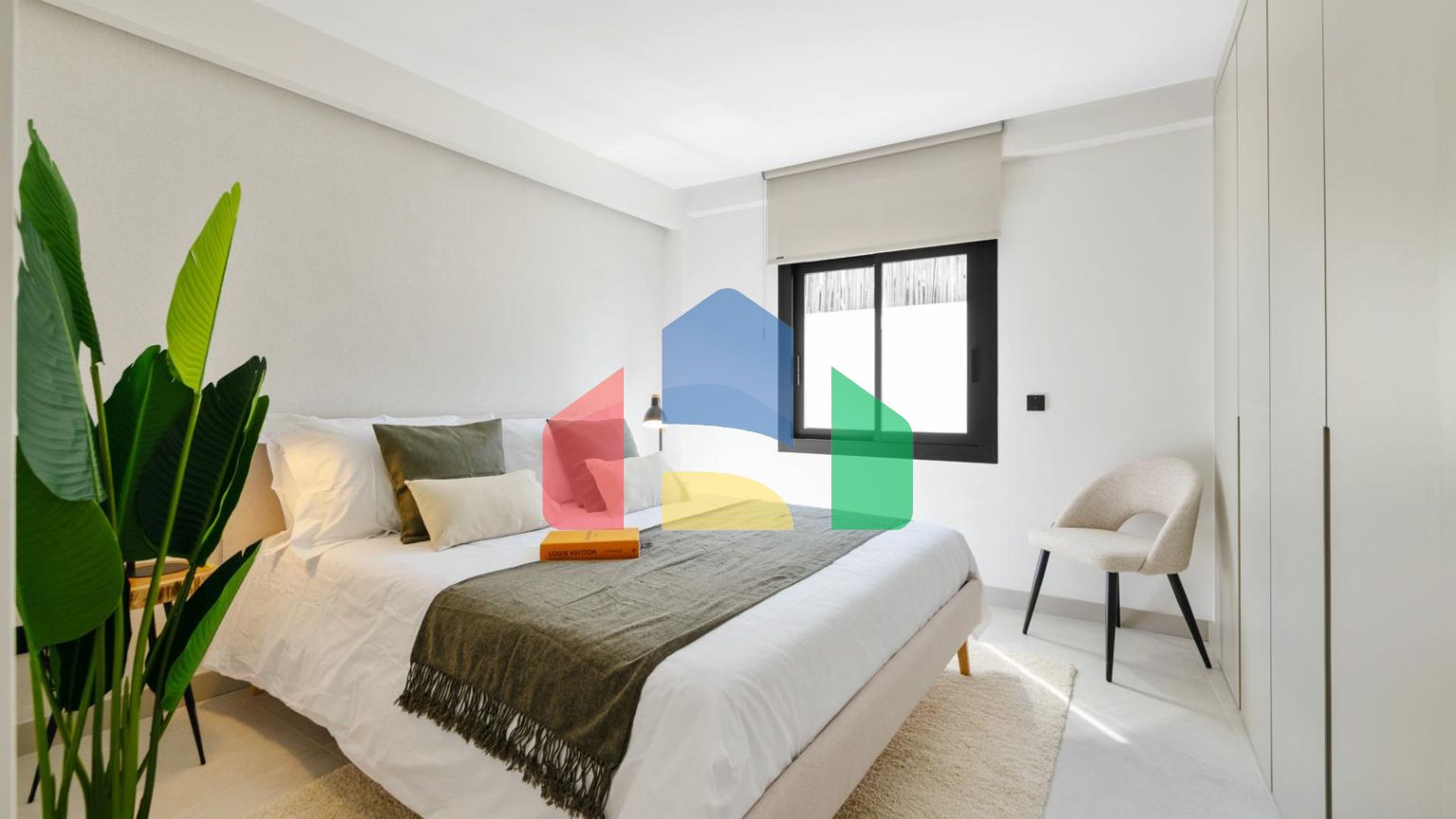 Полностью Отремонтированный Пентхаус с Фантастическим Видом на Море в Сан-Педро-де-Алькантара