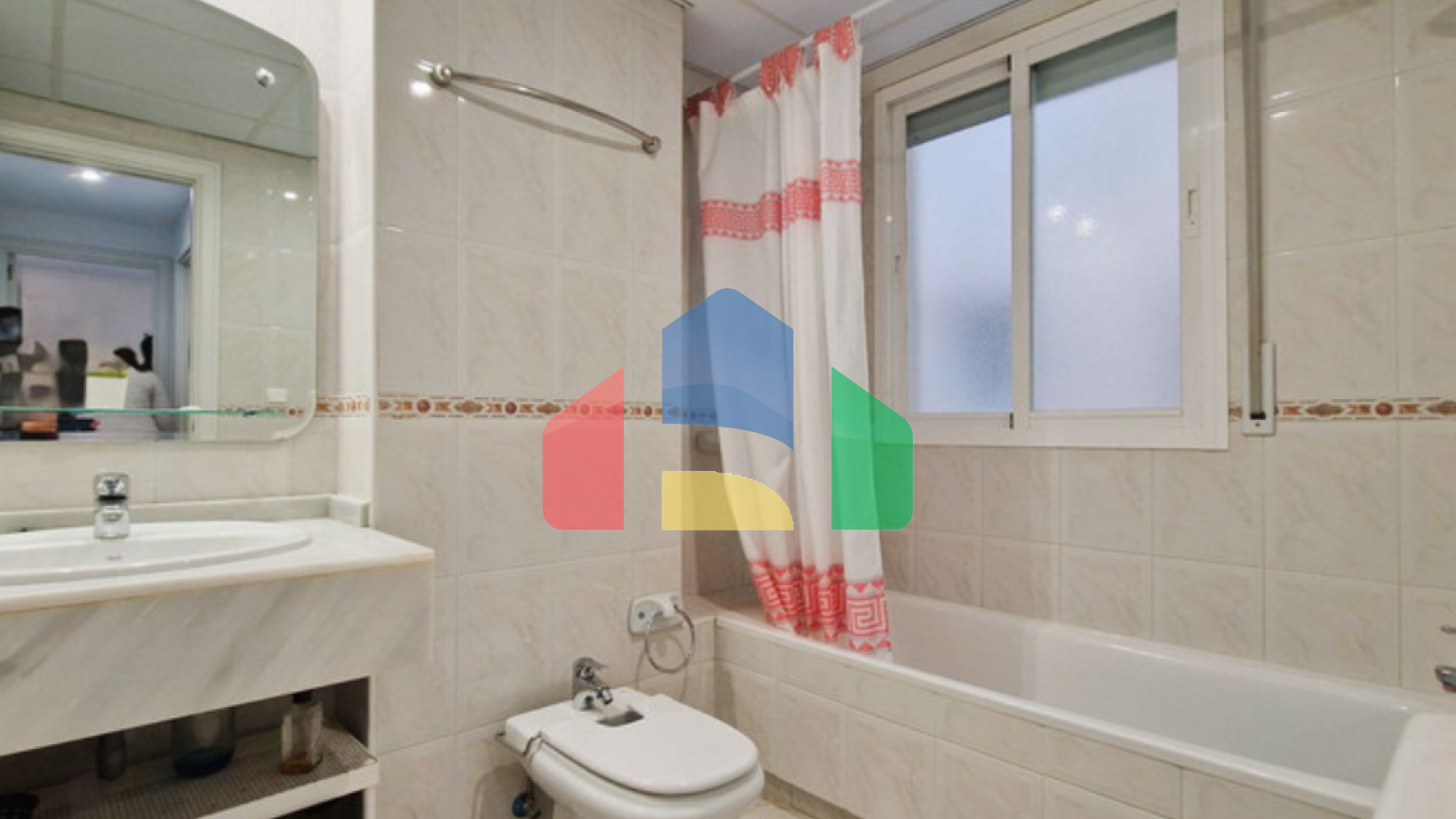 Очаровательная 2-комнатная квартира всего в 250 м от пляжа в Нуэва Алькантара, Марбелья