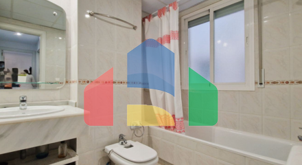 Очаровательная 2-комнатная квартира всего в 250 м от пляжа в Нуэва Алькантара, Марбелья