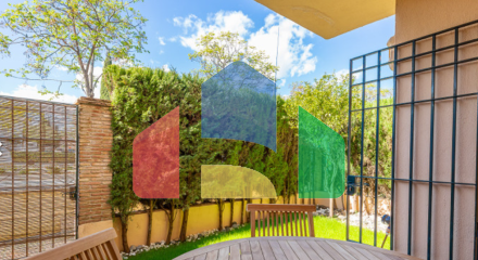 Просторная квартира с 2 спальнями в Сан-Педро-де-Алькантаре, Марбелья.