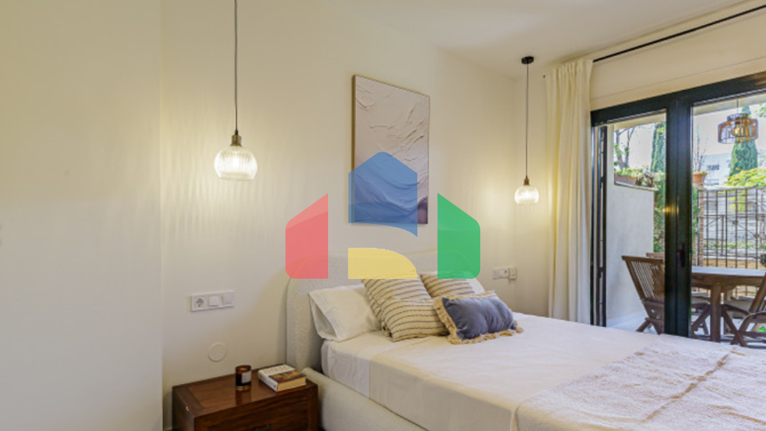 Просторная квартира с 2 спальнями в Сан-Педро-де-Алькантаре, Марбелья.