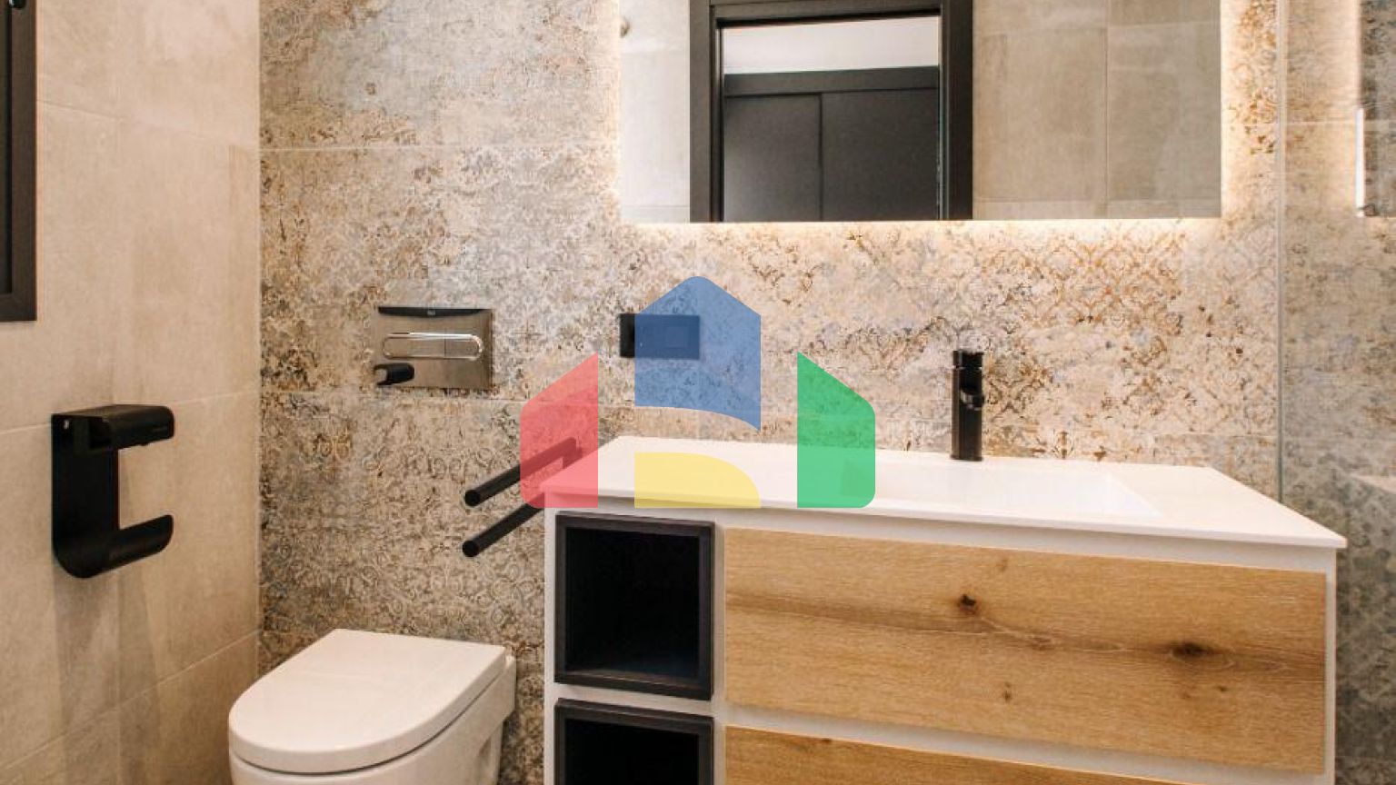 РОСКОШНАЯ И ДИЗАЙНЕРСКАЯ КВАРТИРА РЯДОМ С ПОЛЕМ ДЛЯ ГОЛЬФА