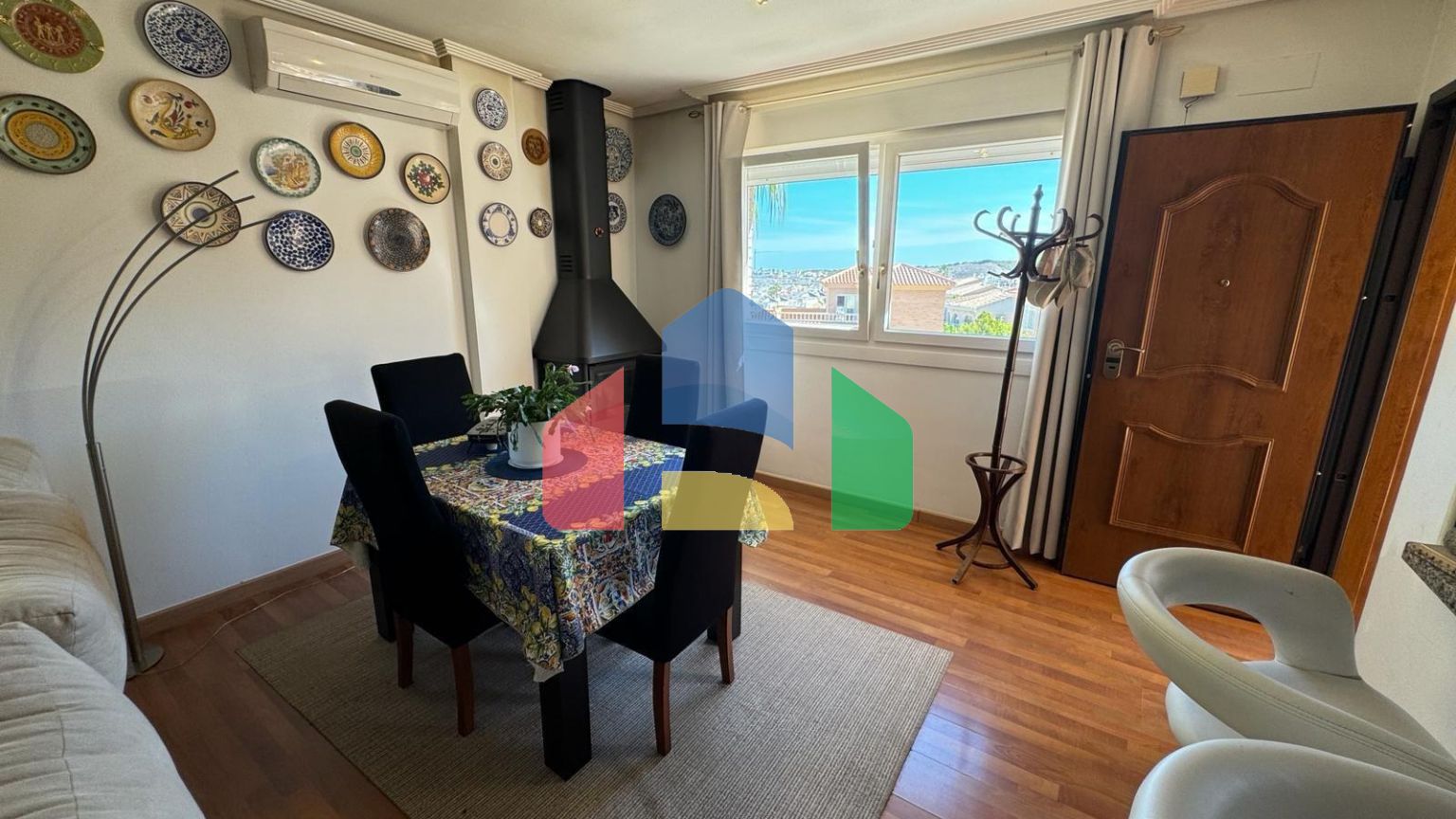 Эффектная вилла с бассейном рядом с полем для гольфа в Сьюдад Кесада