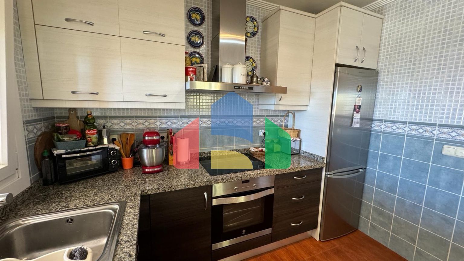 Эффектная вилла с бассейном рядом с полем для гольфа в Сьюдад Кесада