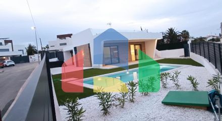 Вилла в Сьюдад Кесада ID A10579 Вилла в Сьюдад Кесада ID A10579