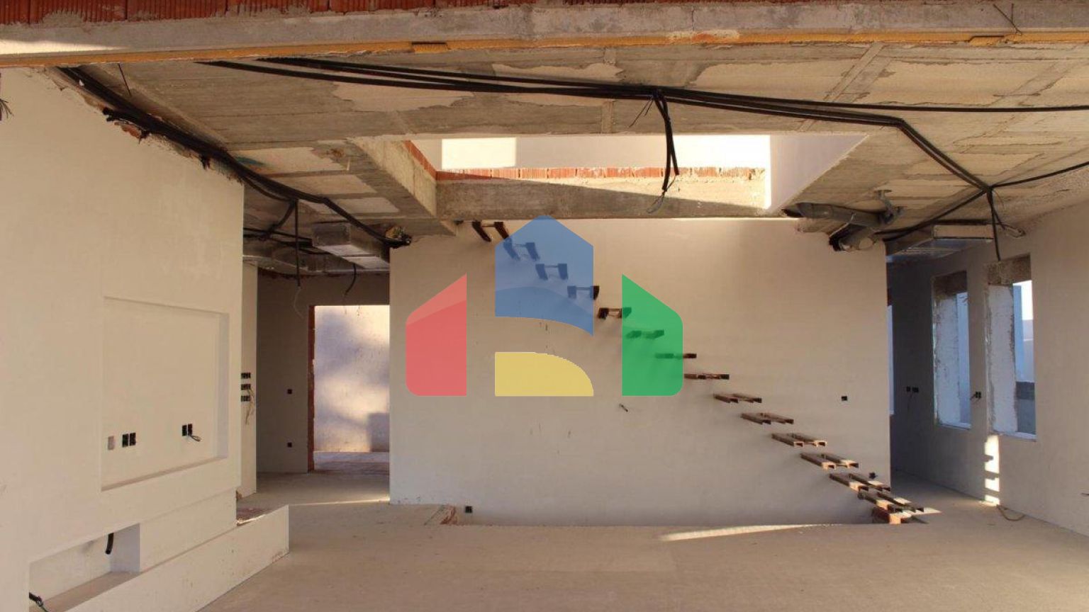 Продаётся новый дом.Сдача в эксплуатацию .Цена 890.000