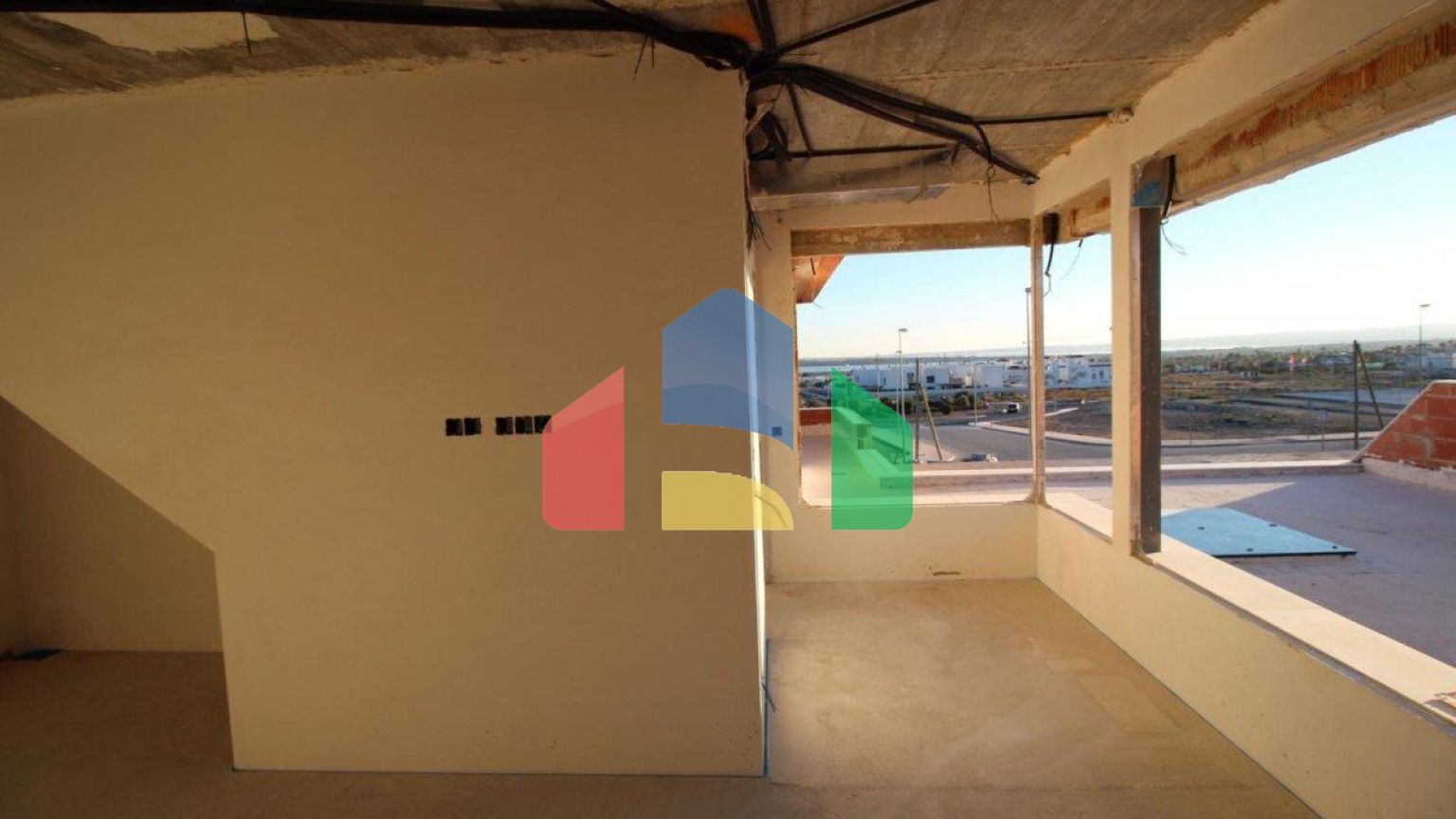 Продаётся новый дом.Сдача в эксплуатацию .Цена 890.000