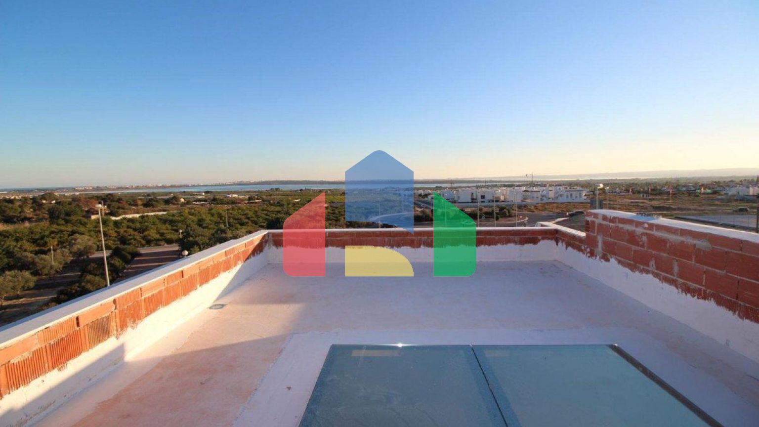 Продаётся новый дом.Сдача в эксплуатацию .Цена 890.000