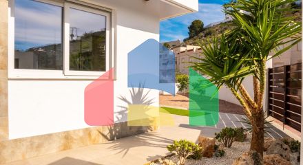 КРАСИВАЯ ВИЛЛА С ВИДОМ НА ГОЛЬФ ПОЛЕ «LA MARQUESA»! КРАСИВАЯ ВИЛЛА С ВИДОМ НА ГОЛЬФ ПОЛЕ «LA MARQUESA»!