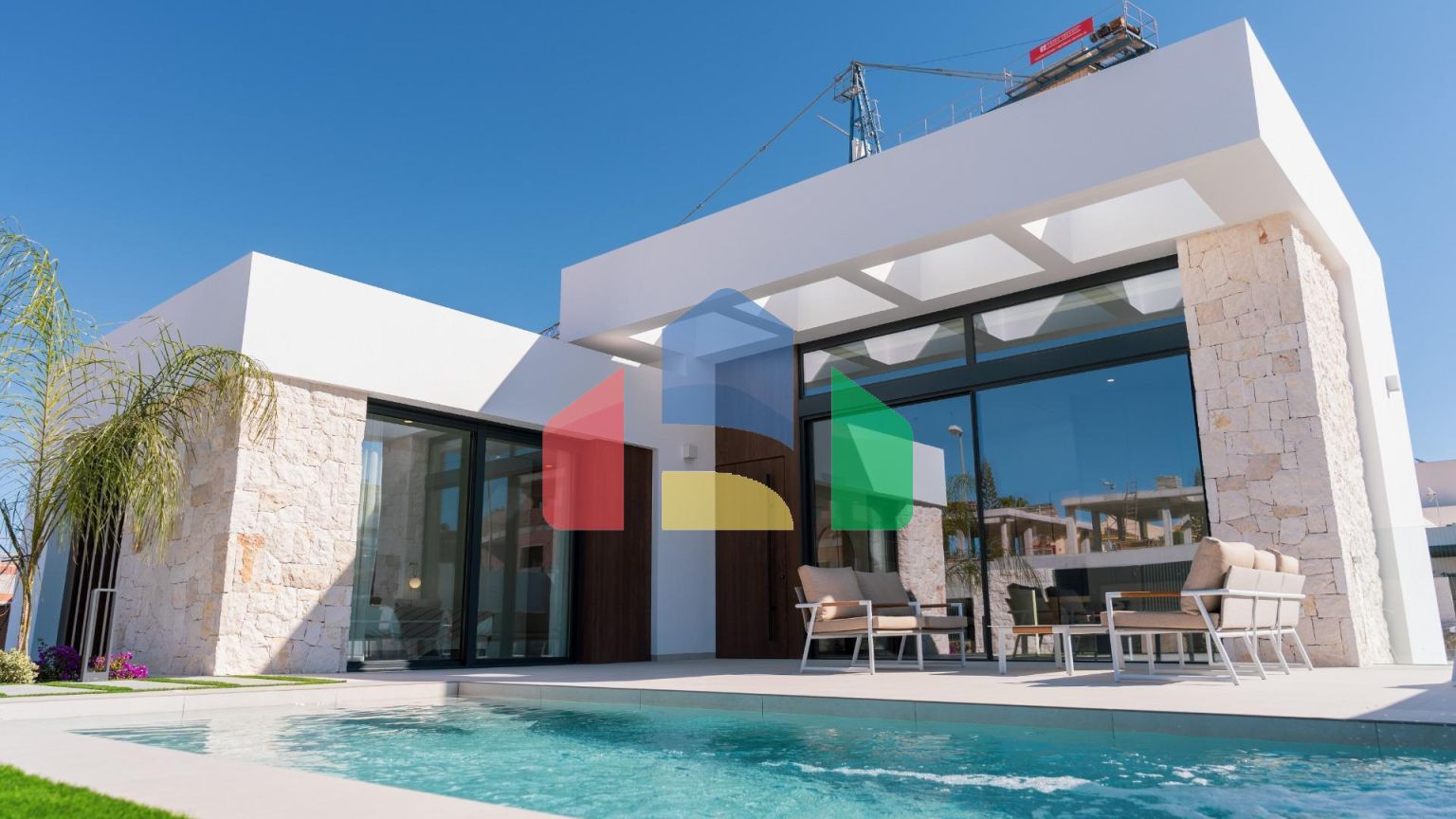 Эксклюзивная вилла в Сьюдад-Кесада на поле для гольфа Ла Маркеса